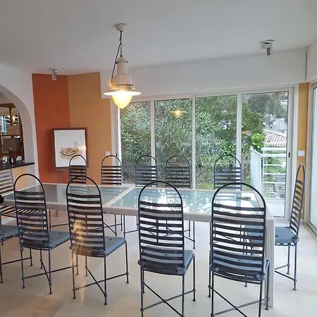 Cannes Super Cannes Golfe-Juan -- Vue Mer Exceptionnelle Sur La Mediterranee Et Le Cap D'Antibes-- Villa Alamp -- 4 A 6 Chambres --6 Sdb--7 Wc--Piscine Sans Vis A Vis--Superbe Rooftop Panoramique--Cuisine Americaine--Grand Living--Courts Sejours Poss