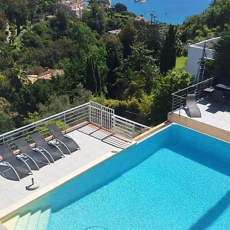 Cannes Super Cannes Golfe-Juan -- Vue Mer Exceptionnelle Sur La Mediterranee Et Le Cap D'Antibes-- Villa Alamp -- 4 A 6 Chambres --6 Sdb--7 Wc--Piscine Sans Vis A Vis--Superbe Rooftop Panoramique--Cuisine Americaine--Grand Living--Courts Sejours Poss * Vallauris