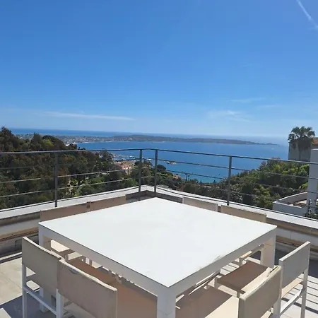 Quartier Exclusif De Super Cannes Golfe-juan, Vue Imprenable Cap D'antibes- Alamp 4 A 7 -piscine- Peinture Interieure Et Literie Neuves -superbe Rooftop Sans Vis-a-vis ! Courts Sejours Flexibles Possibles * Vallauris