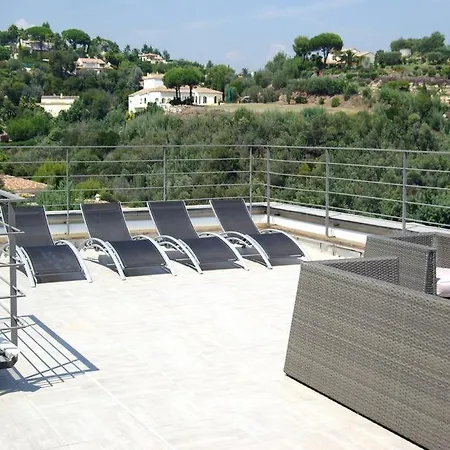 Quartier Exclusif De Super Cannes Golfe-juan, Vue Imprenable Cap D'antibes- Alamp 4 A 7 -piscine- Peinture Interieure Et Literie Neuves -superbe Rooftop Sans Vis-a-vis ! Courts Sejours Flexibles Possibles * Vallauris